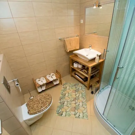 In With Seaview, Balcony, Air Condition, Wifi Bibinje