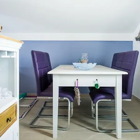 Apartment In With Seaview, Balcony, Air Condition, Wifi